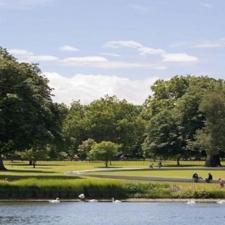 Stunning Hyde Park Apartment London Eksteriør billede